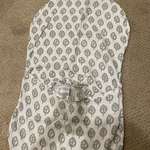 Halo bassinet cover